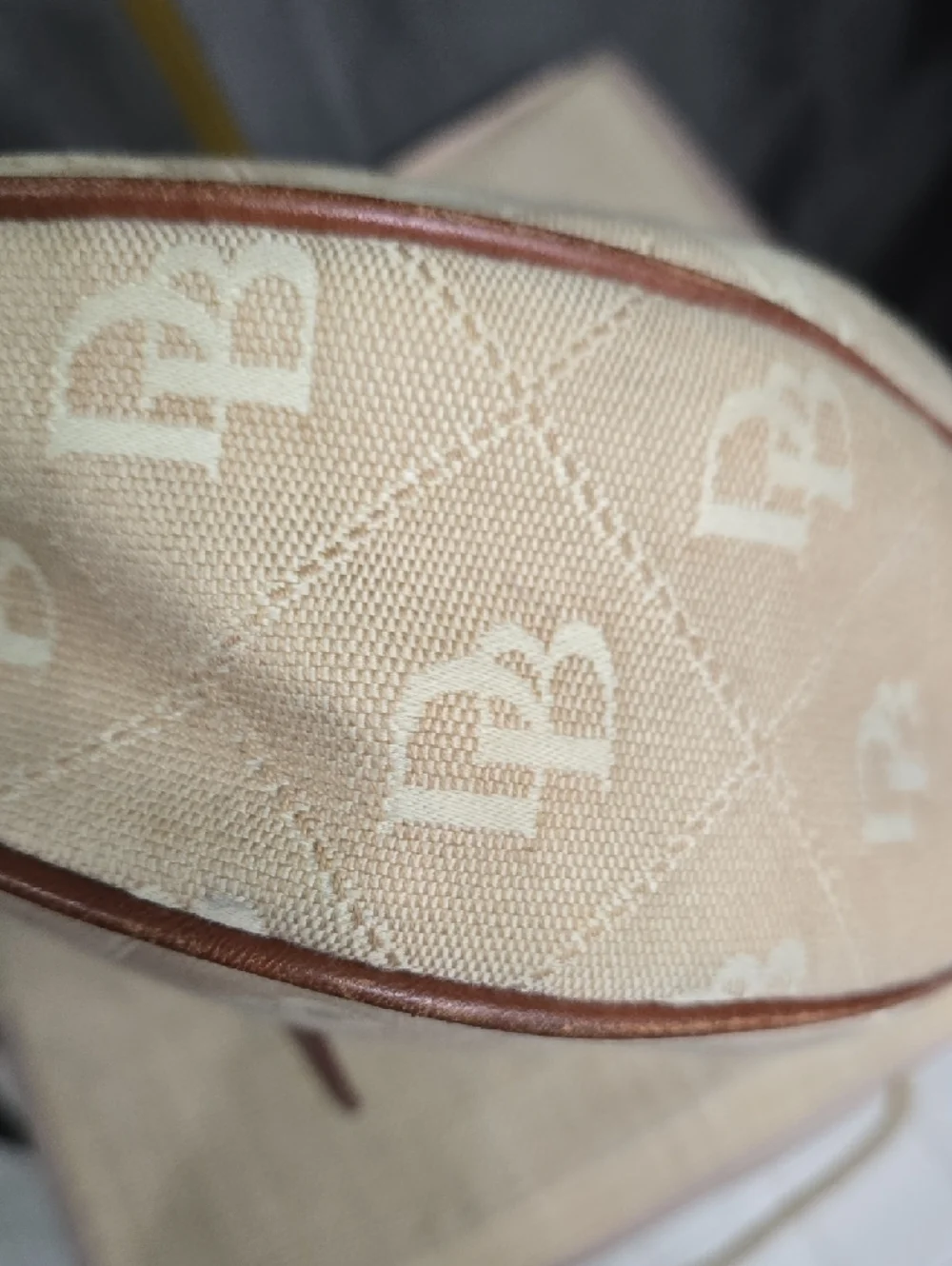 EUC Dooney & Bourke Beige and Brown Crescent Hobo with Orange Logo Charm